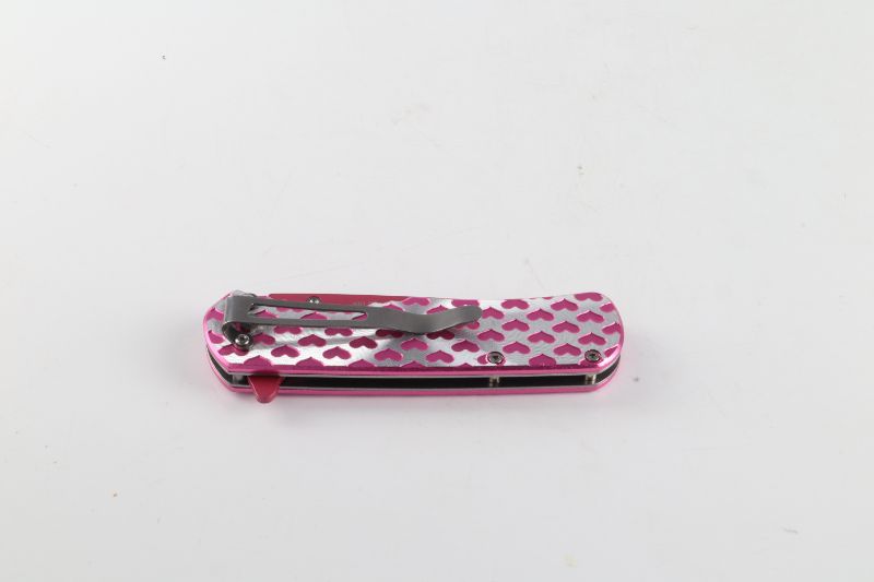 Photo 3 of PINK HEARTS POCKET KNIFE NEW 