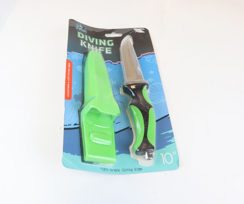 Photo 1 of GREEN DIVING KNIFE WITH CASE THAT CLIPS TO WAISTLINE NEW 