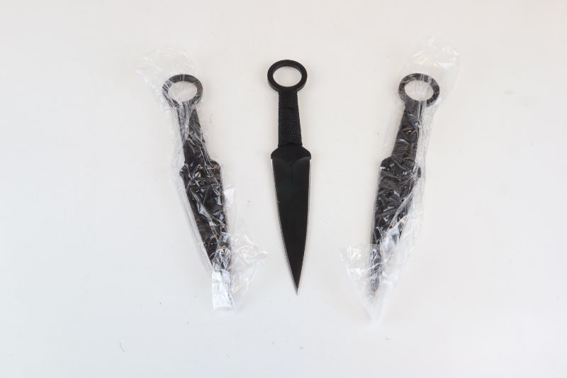 Photo 1 of 3 SET BLACK THROWING KNIVES 6 AND A HALF INCHES NEW 