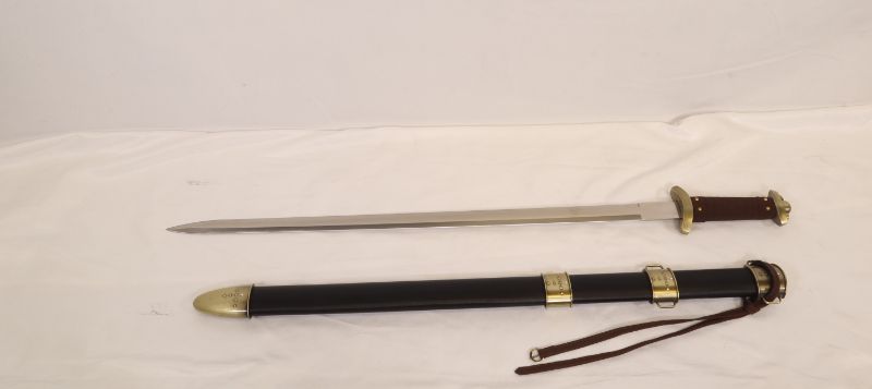 Photo 1 of BROWN LEATHER CASE WITH 34INCH SWORD FUNCTIONAL NEW 