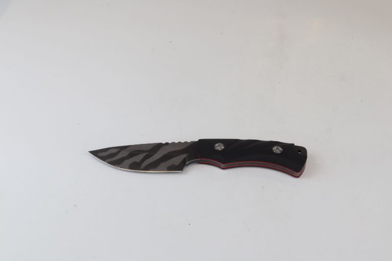 Photo 1 of MINI HUNTING KNIFE NEW 