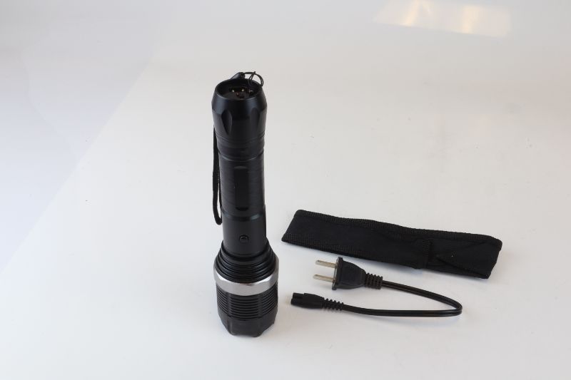 Photo 1 of SELF-DEFENSE DEVICE FLASHLIGHT NEW