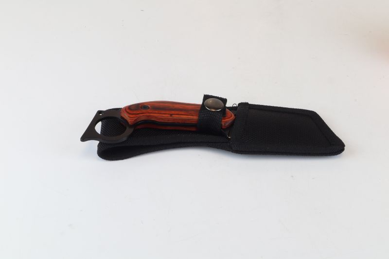 Photo 2 of HUNTING KNIFE WITH LOOP AND CARRY CASE ABLE TO GO ON BELT NEW 