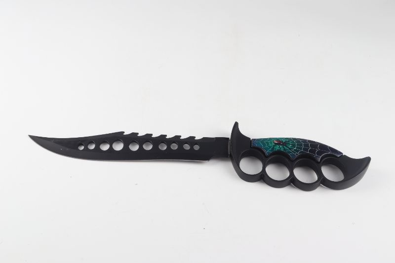 Photo 1 of SPIDER KNIFE WITH BRASS KNUCKLES STYLE NEW 