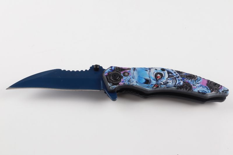 Photo 1 of BLUE SKULL POCKET KNIFE NEW