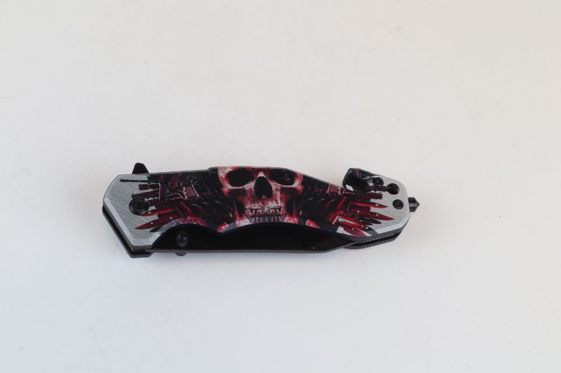 Photo 3 of SKULLS POCKET KNIFE NEW