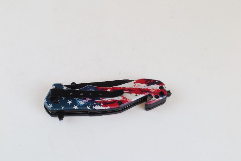 Photo 3 of PATRIOTIC DESIGN POCKET KNIFE NEW