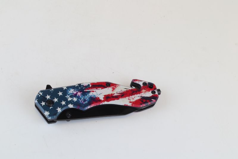 Photo 2 of PATRIOTIC DESIGN POCKET KNIFE NEW