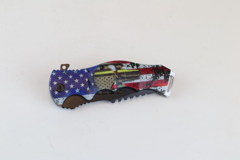 Photo 2 of PATRIOTIC DESIGN POCKET KNIFE NEW