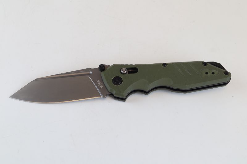 Photo 1 of GREEN POCKET KNIFE NEW