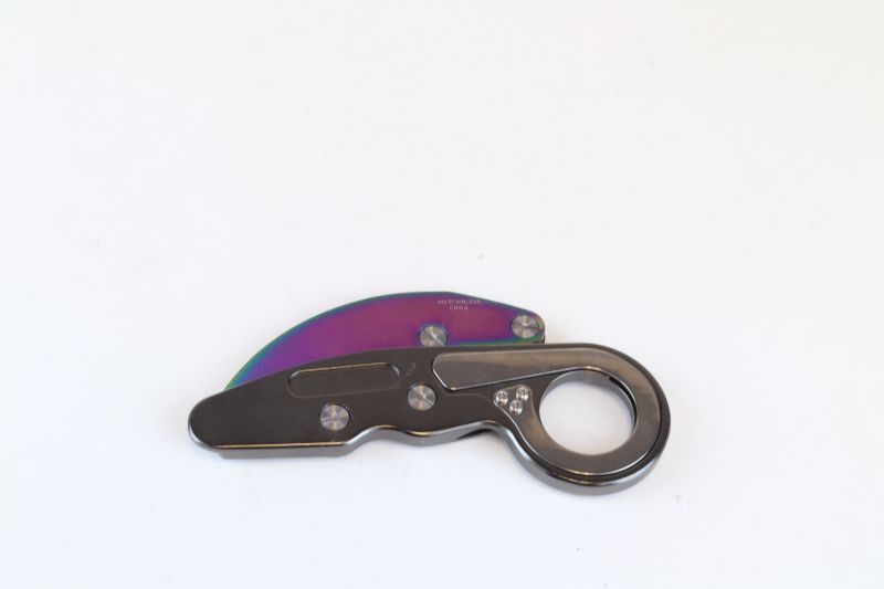 Photo 2 of SPECIAL DESIGN POCKET KNIFE NEW