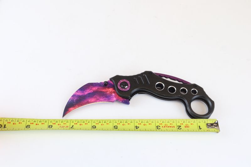 Photo 2 of SPECIAL DESIGN POCKET KNIFE NEW