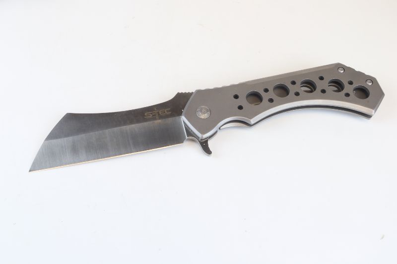 Photo 1 of MINI CLEAVER POCKET KNIFE NEW 