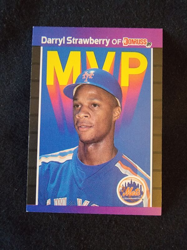 Photo 1 of 1989 DARRYL STRAWBERRY DONRUSS CARD - GOOD CONDITION