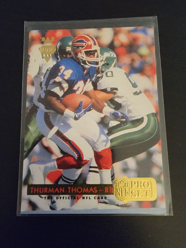 Photo 1 of 1992 THURMAN THOMAS NFL PRO SET EXCELLENT CONDITION 