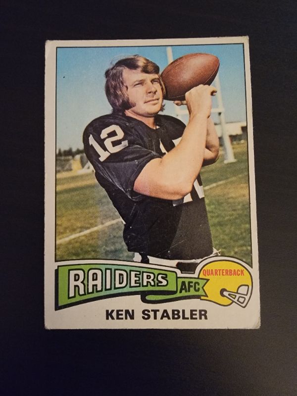 Photo 1 of 1975 KEN STABLER TOPPS CARD GOOD CONDITION 