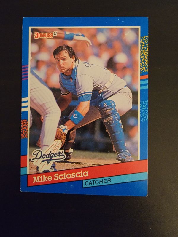 Photo 1 of 1991 MIKE SCIOSCIA DONRUSS CARD GREAT CONDITION 