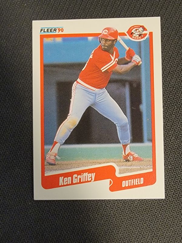 Photo 1 of 1990 KEN GRIFFEY FLEER CARD EXCELLENT CONDITION
