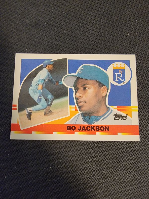 Photo 1 of 1990 BO JACKSON TOPPS CARD EXCELLENT CONDITION