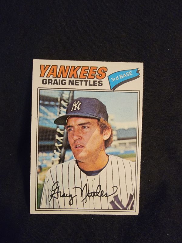 Photo 1 of 1977 GRAIG NETTLES TOPPS CARD