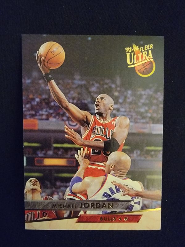 Photo 1 of 1993 MICHAEL JORDAN FLEER CARD