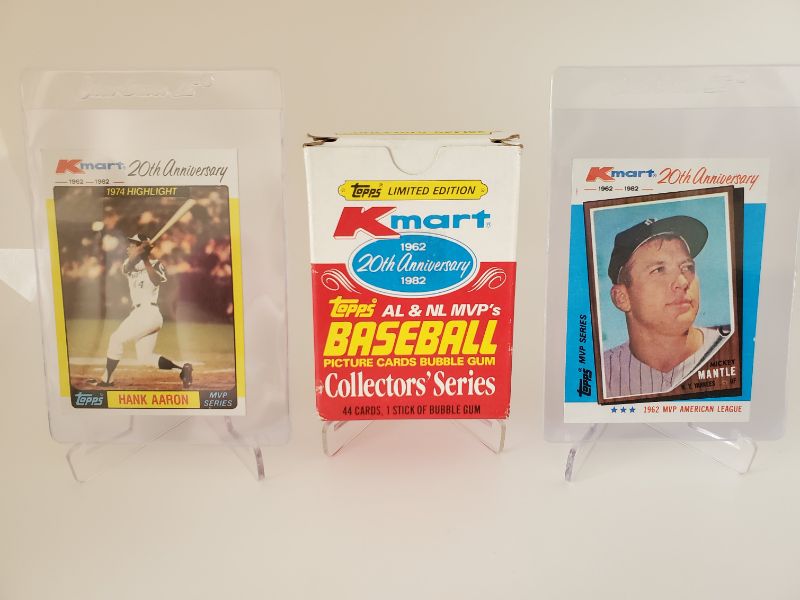 Photo 1 of 1982 TOPPS COMMEMORATIVE SET!!
THE MANTLE GOES FOR OVER 400 IF ITS A PSA 10 CARD!
EXTREMELY NICE SET HERE