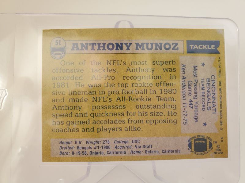 Photo 2 of 1982 ANTHONY MUNOZ ROOKIE!!
THIS CARD IS CENTERED AND IN GREAT SHAPE