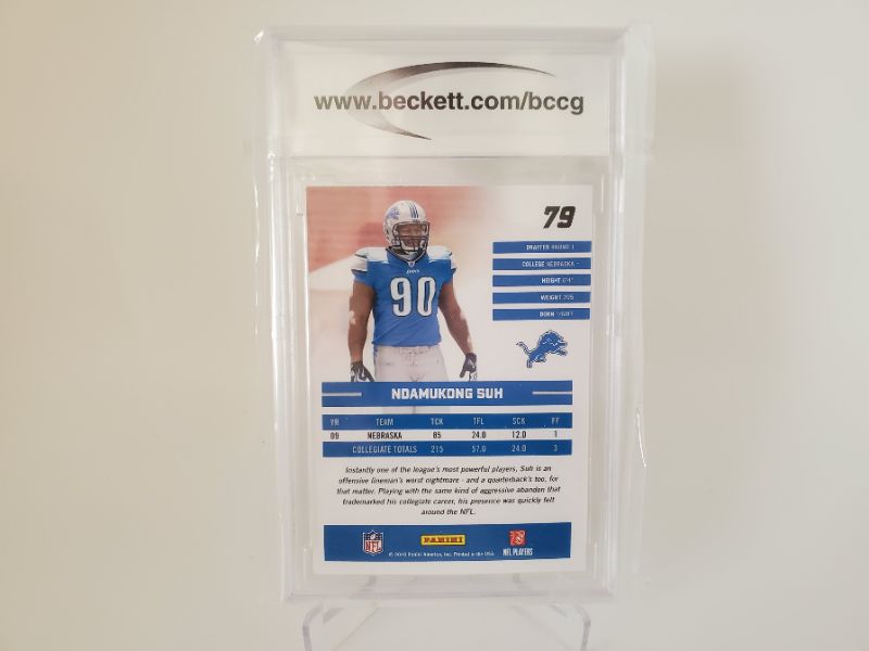 Photo 1 of 2010 NDAMUKONG SUH ROOKIE GRADED 10!!!
WHAT A PERFECT CARD HERE!!
DON'T GET STOMPED ON!! GET IN NOW!!