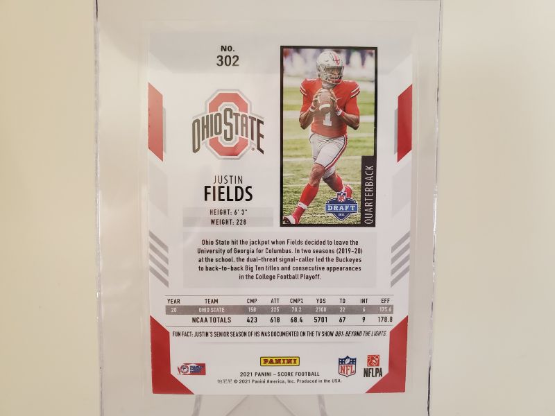 Photo 2 of 2021 SCORE JUSTIN FIELDS ROOKIE!!
THIS CARD IS IMMACULATE 