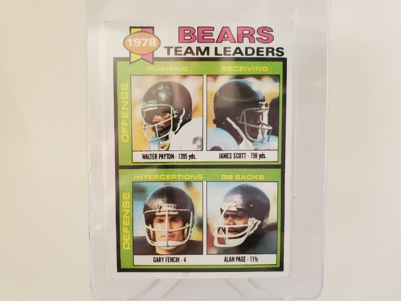 Photo 1 of 1979 CHICAGO BEARS TEAM LEADERS CARD PAYTON!!
THIS IS THE HARDEST OF THE 79s TO GET IN THIS CONDITION!!