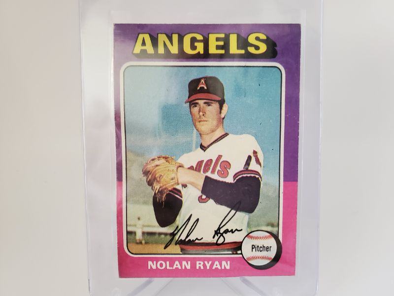 Photo 1 of 1975 TOPPS NOLAN RYAN
THIS CARD DOES HAVE A WARP, IT IS A GOOD FILLER CARD FOR A SET.