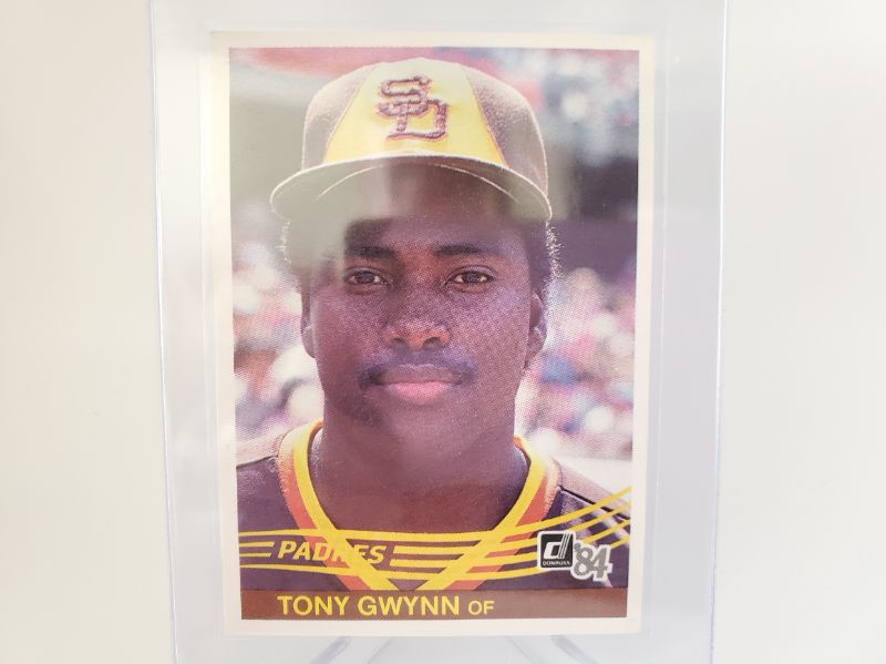 Photo 1 of 1984 DONRUSS TONY GWYNN
THIS CARD IS TOUGHER TO FIND MINT THAT HIS ROOKIE!!
WOW WHAT A FIND HERE