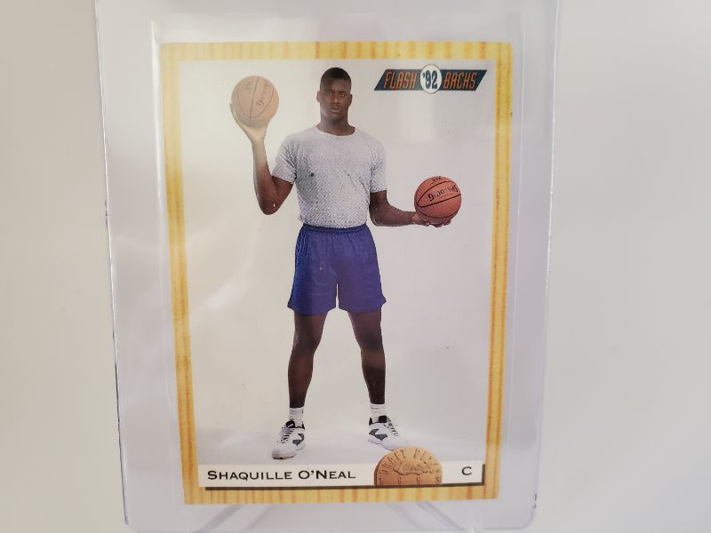 Photo 1 of 1992 CLASSICS SHAQUILLE O'NEAL ROOKIE CARD!!
