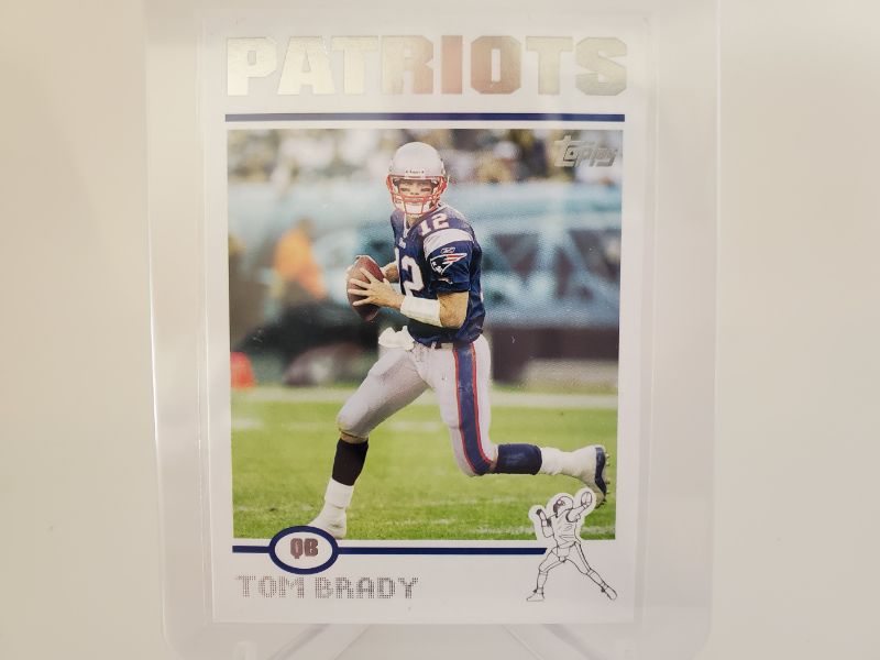 Photo 1 of 2004 TOPPS TOM BRADY!!!
WOW AN EARLY BRADY THAT IS IMMACULATE!!!  WOW O WOW