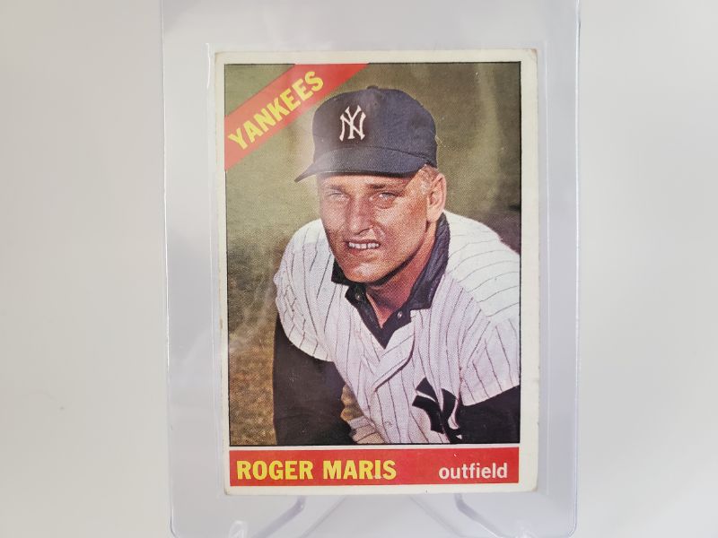 Photo 1 of 1966 ROGER MARIS CARD!!
THE HOME RUN CHAMP WITH HIS BELOVED YANKEES!!