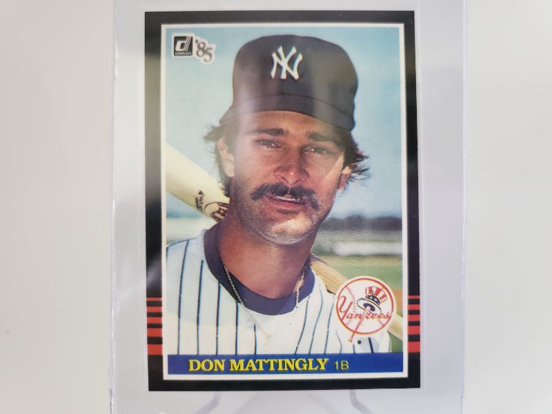 Photo 1 of 1985 DONRUSS DON MATTINGLY!!
A TOUGH CARD TO FIND THIS NICE!!