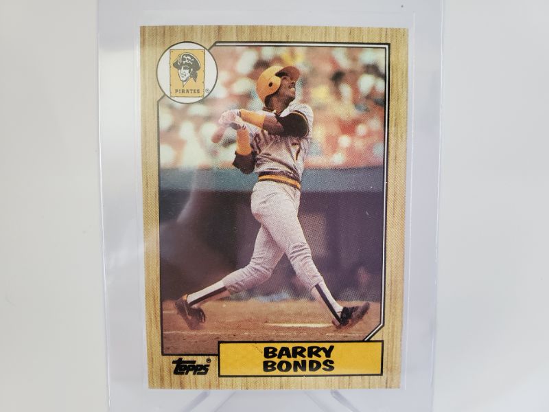 Photo 1 of 1987 TOPPS BARRY BONDS UNCORRECTED ERROR CARD!!
GET THIS CARD GRADED IT IS THAT NICE!!