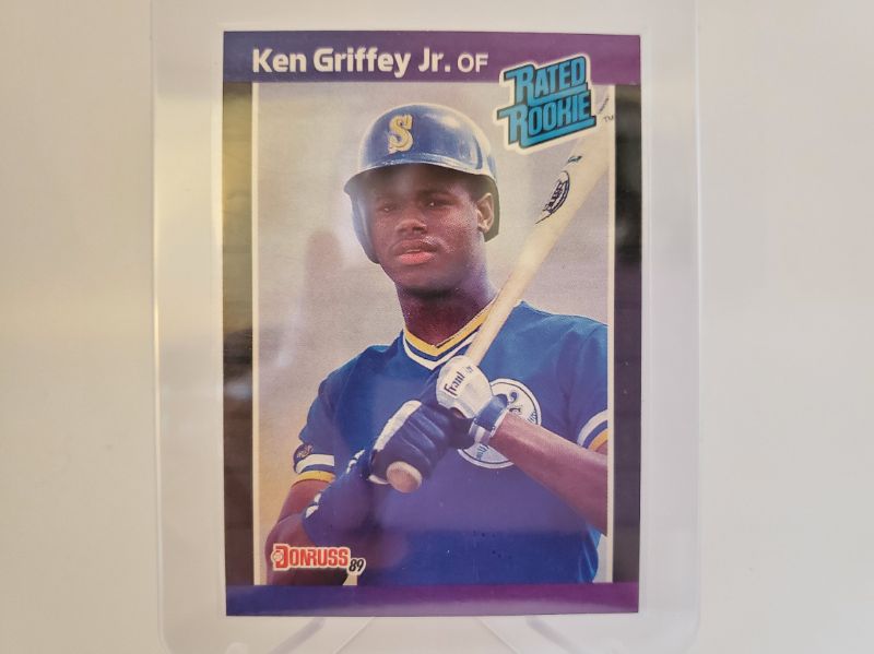 Photo 1 of 1989 DONRUSS KEN GRIFFEY JR ROOKIE!!
BEYOND SHARD AND IT IS EXTREMELY NICE
