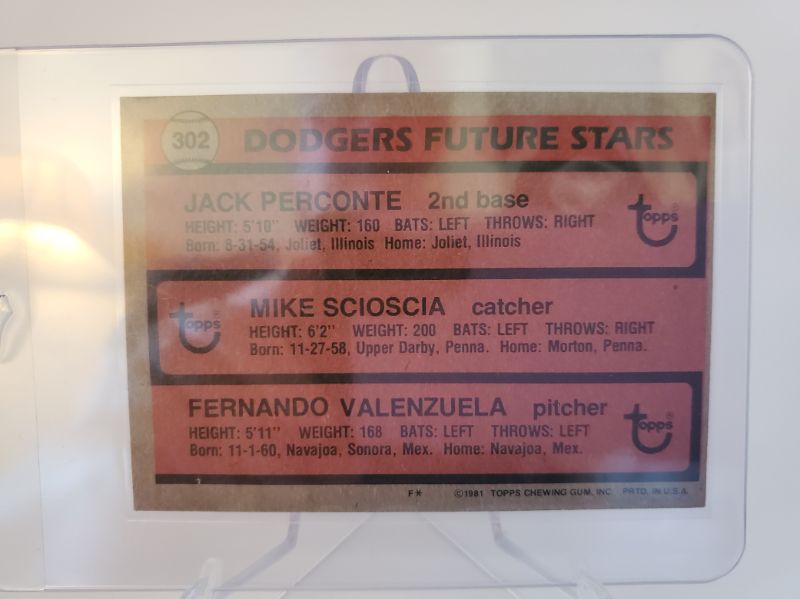 Photo 2 of 1981 TOPPS FERNANDO VALENZUELA ROOKIE!!
WOW IS THIS AN IMMACULATE!!