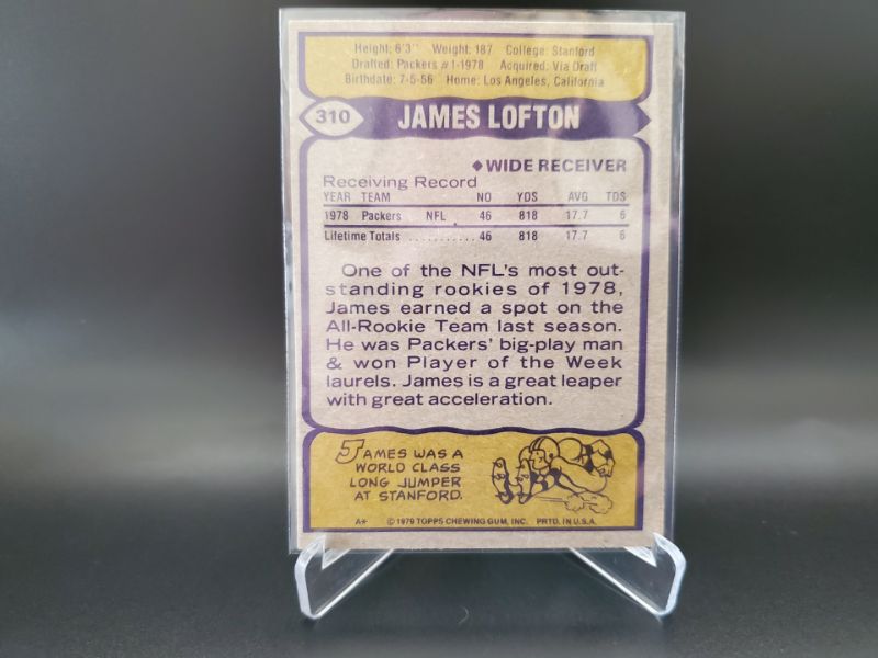 Photo 2 of 1979 TOPPS JAMES LOFTON ROOKIE!! THIS CARD IS OFF CENTER BUT WHAT A SHARP CARD HERE!!!
MINT CARDS GO FOR ALMOST 4K GRADED!! WOW ARE YOU KIDDING ME!!!