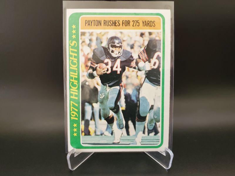 Photo 1 of 1978 TOPPS WALTER PAYTON!! 
SWEETNESS IN ACTION!!