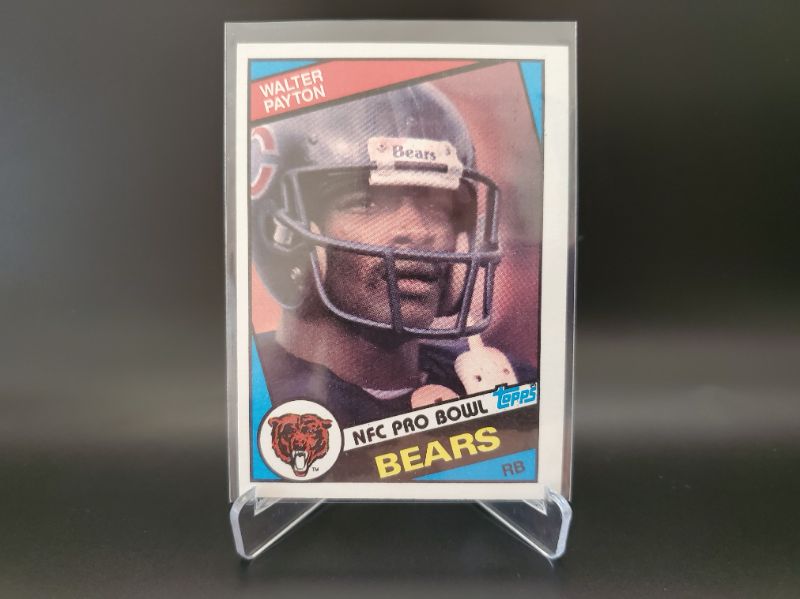 Photo 1 of 1984 TOPPS WALTER PAYTON!!
A VERY HARD CARD TO FIND CENTERED AND THIS SHARP!!