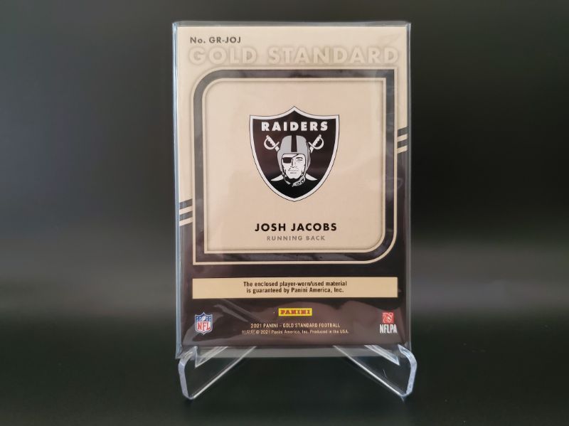 Photo 2 of LAS VEGAS RAIDERS JOSH JACOBS #5/25 CARD!!
ARE  YOU KIDDING ME A NUMBERED JOSH JACOBS CARD AND LOOK HOW SHARP THIS ONE IS!!