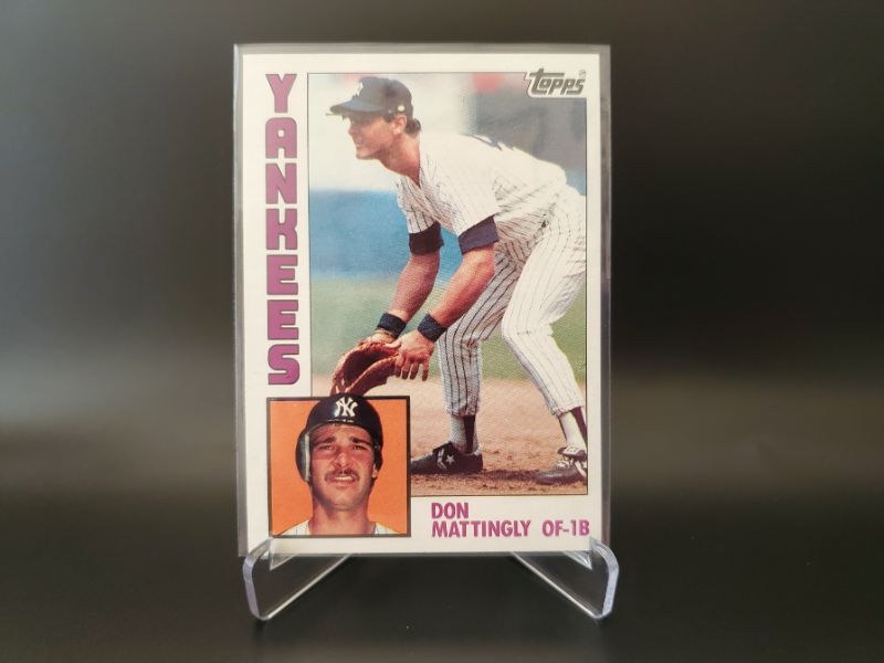 Photo 1 of 1984 TOPPS DON MATTINGLY!!! DONNY BASEBALL AT HIS BEST!!
LOOK AT THIS CARD!! GET IT GRADED FAST!!
MINT GRADED GO FOR 850!!!!