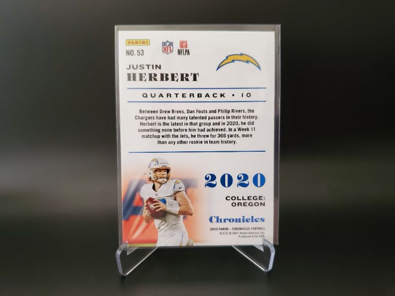 Photo 2 of 2020 CHRONICLES JUSTIN HERBERT ROOKIE!! PICTURES TELL THE STORY!!
IT IS IMMACULATE!! GET IT GRADED FAST!!