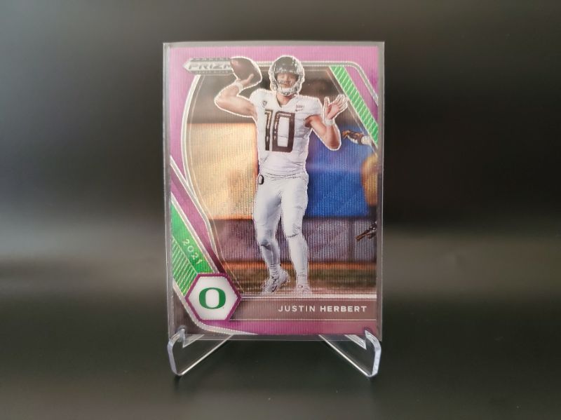 Photo 1 of PANINI PRIZM DRAFT PICKS JUSTIN HERBERT PURPLE HYPER PRIZM!!
WOW IS THIS NICE OR WHAT!!!