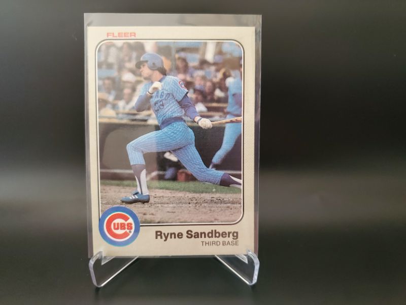 Photo 1 of 1983 FLEER RYAN SANDBERG ROOKIE!!
WHAT A CARD HERE FOR THE HALL OF FAMER!!
BEYOND IMMACULATE!!