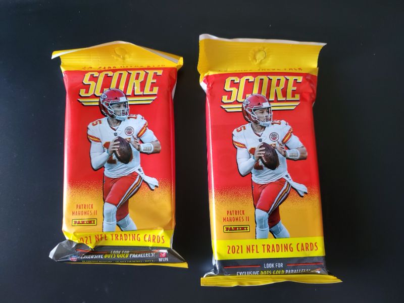 Photo 1 of (2) 2021 SCORE FOOTBALL  CELLO FAT PACKS!!
HARD TO FIND SCORE FOOTBALL PACKS!!!
MSRP=$50.00