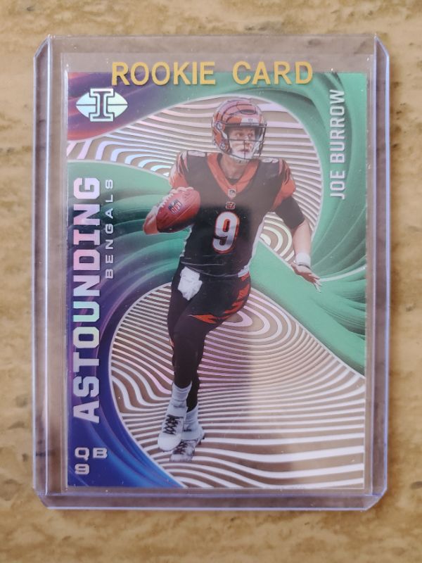 Photo 1 of 2020 PANINI ILLUSIONS JOE BURROW ROOKIE ASTOUNDING!!
WHAT A SHARP CARD HERE!!