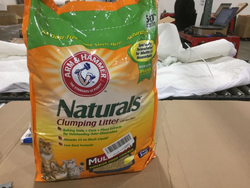 Photo 2 of ARM & HAMMER Naturals Cat Litter, Multi Cat, 18lb Bag
